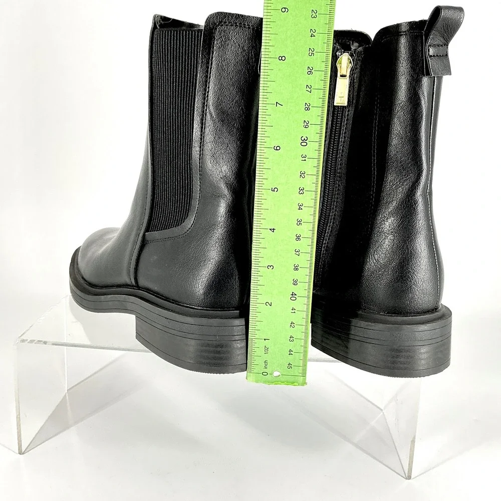 Kenneth Cole Reaction Size 9 Chelsea Boots Black Side Zip NEW Anabelle $70